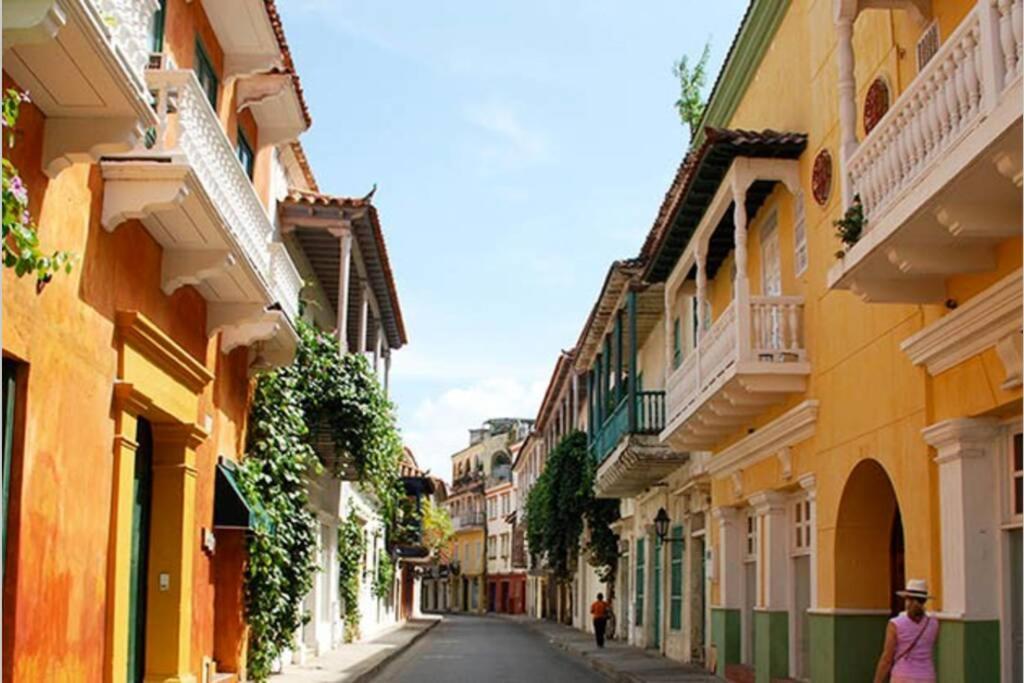 Cartagena De Indias, Mar, Historia Y Diversion ! Luaran gambar