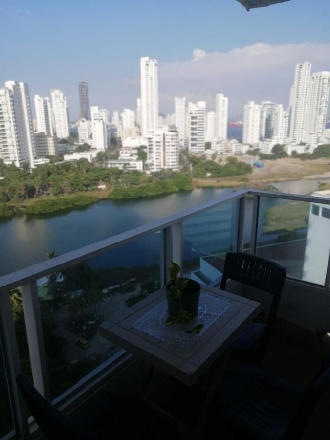 Cartagena De Indias, Mar, Historia Y Diversion ! Luaran gambar